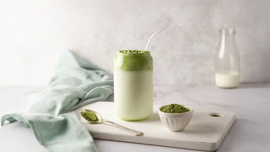 Dalgona Matcha – The Creamy Whipped Matcha Latte